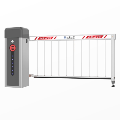 Porte de barrière à la montée du moteur sans balai DC24V: protection thermique et fonctionnement continu 24 heures sur 24 et 7 jours sur 7.